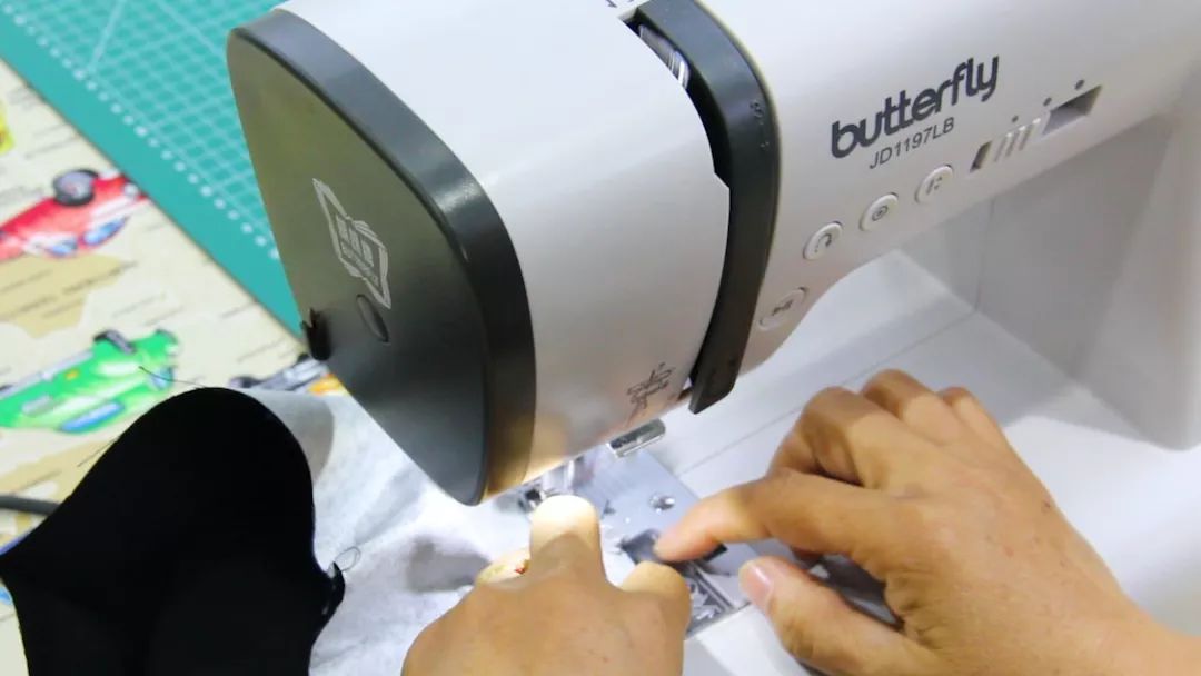 渔夫帽简单日常搭配,渔夫帽要怎么搭配才好看