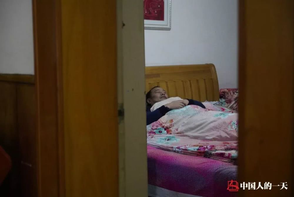 回家发烧到了39度,发烧38.6摄氏度在家该怎么处理