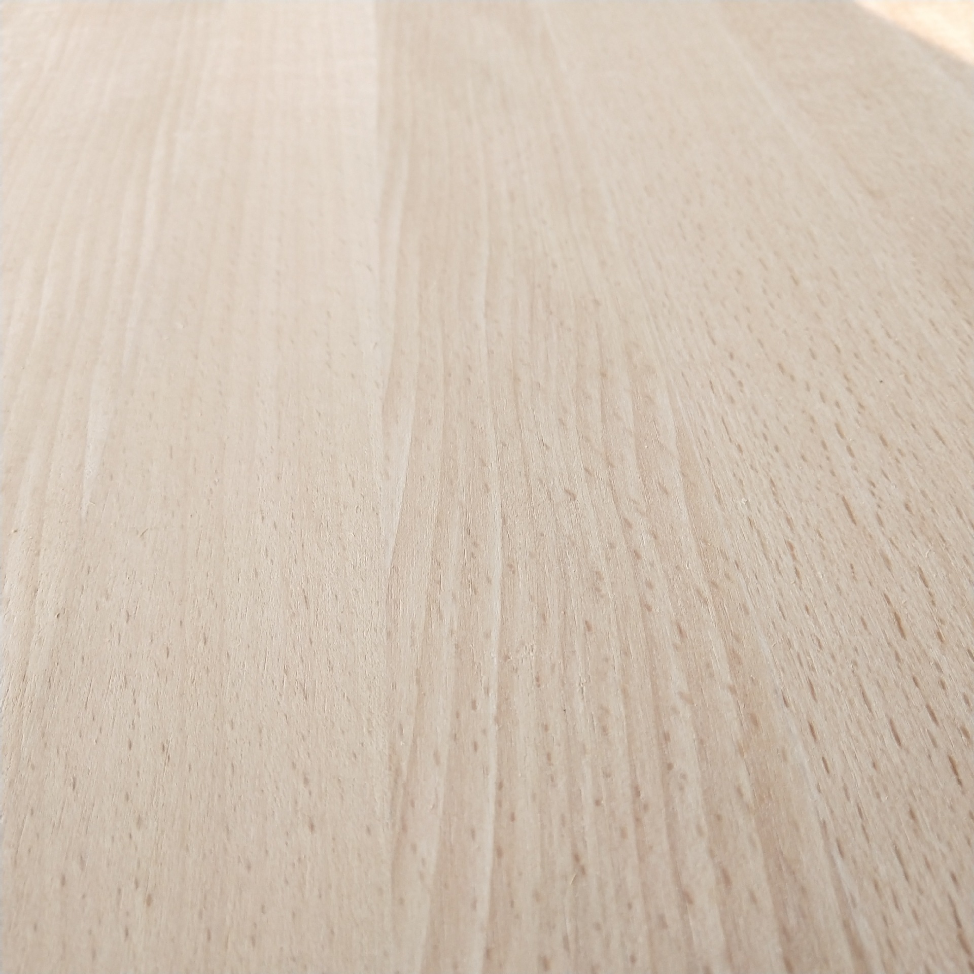 胡桃木家具和柚木哪个好一点,家具胡桃木和橡木哪种好一些