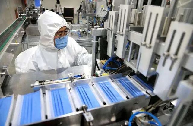 口罩价格跳楼式暴跌,口罩价格暴跌老板血本无归