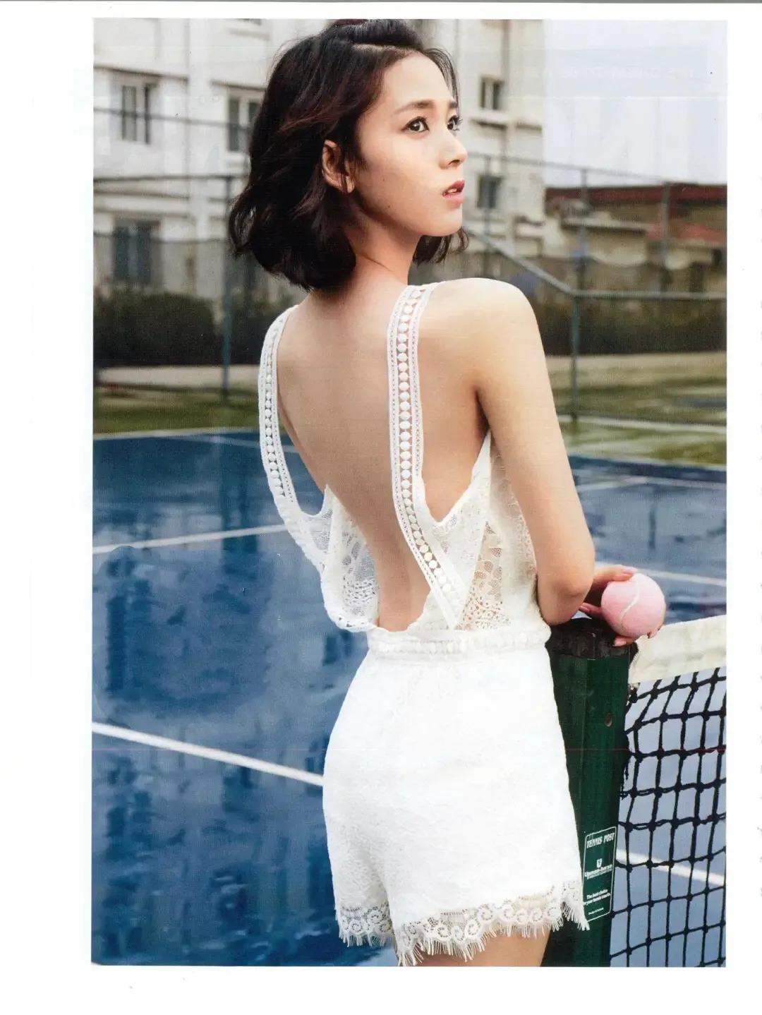 陈瑶露背装,陈瑶男朋友照片