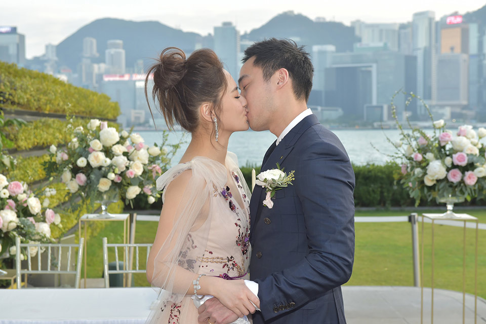 细究阿娇赖弘国分居原因，无子或是关键，女方“看不上”早有端倪