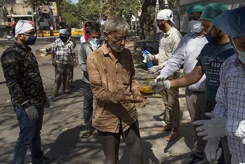 瞒不住了！这个国家感染人数可能破5亿！上千万人或丧命！