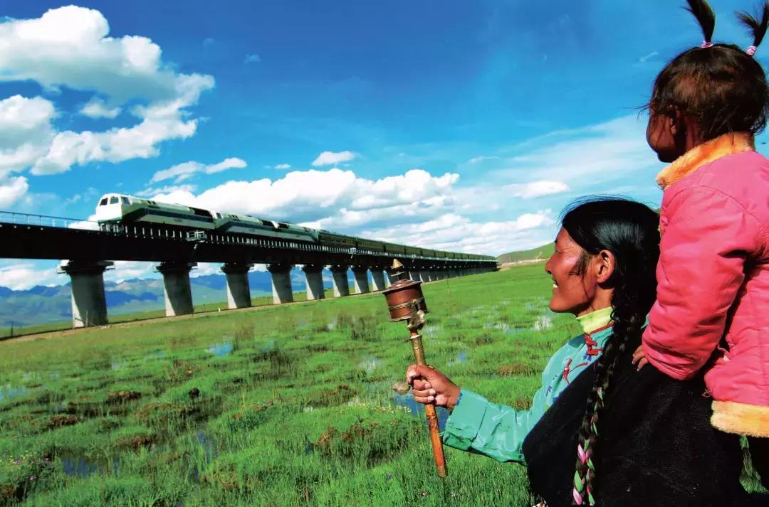 70张照片合集视频,70年衣食住行对比图