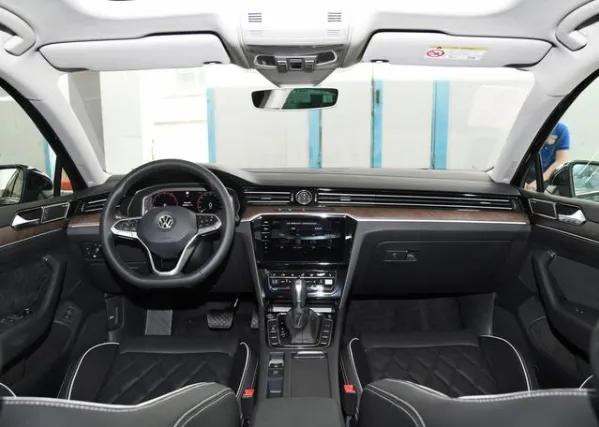 德系车质量有多好,德系迈腾的气质