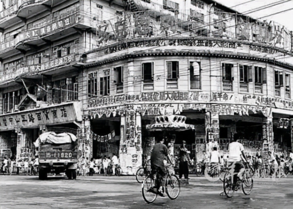 孙科：孙中山唯一的儿子，1949年拒随老蒋去台湾，晚年结局如何？