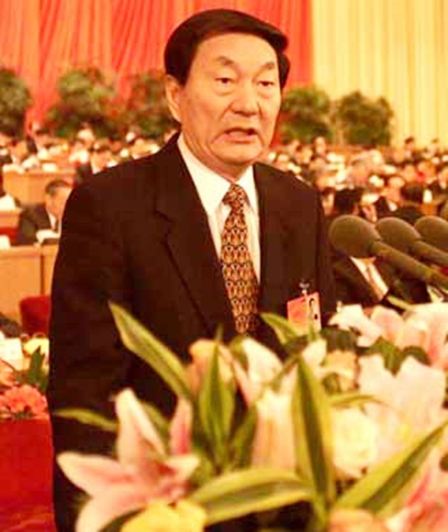 *镕基朱**总理的五戒：不题词、不受礼、不吃请、不剪彩、不批条子