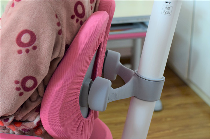 爱果乐学习桌椅调整方法视频,爱果乐儿童学习桌椅怎么搭配