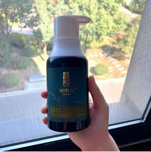 男士有头皮屑油腻用什么洗发水,头发油头皮屑多有什么洗发水推荐