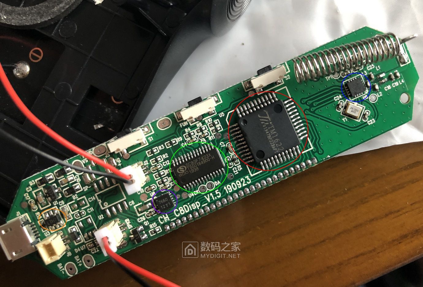 外置式胎压监测评测,外置胎压监测传感器拆解