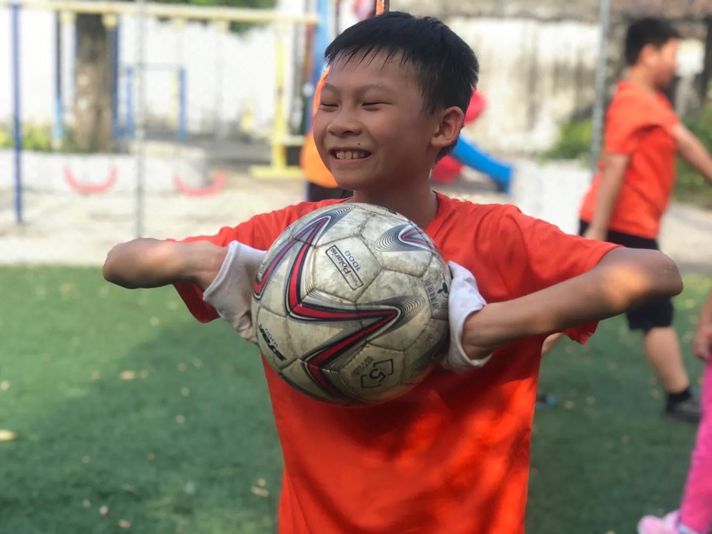 青少年参与足球运动的情况,青少年为什么要多运动