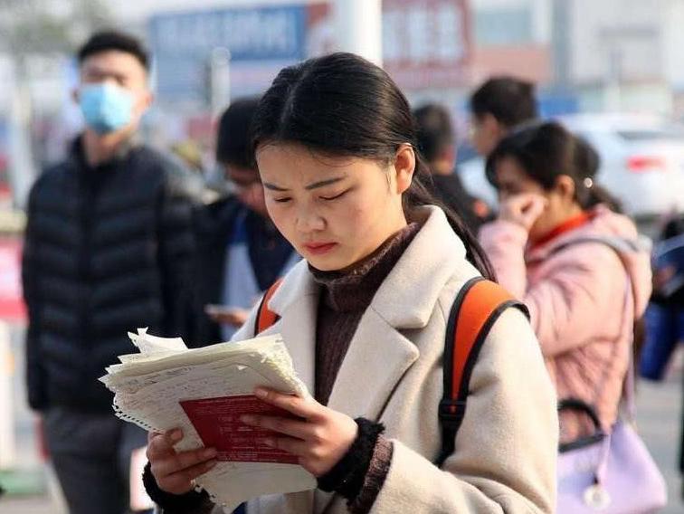 事业编和行政编谁更有前途,行政编和事业编差距有多大