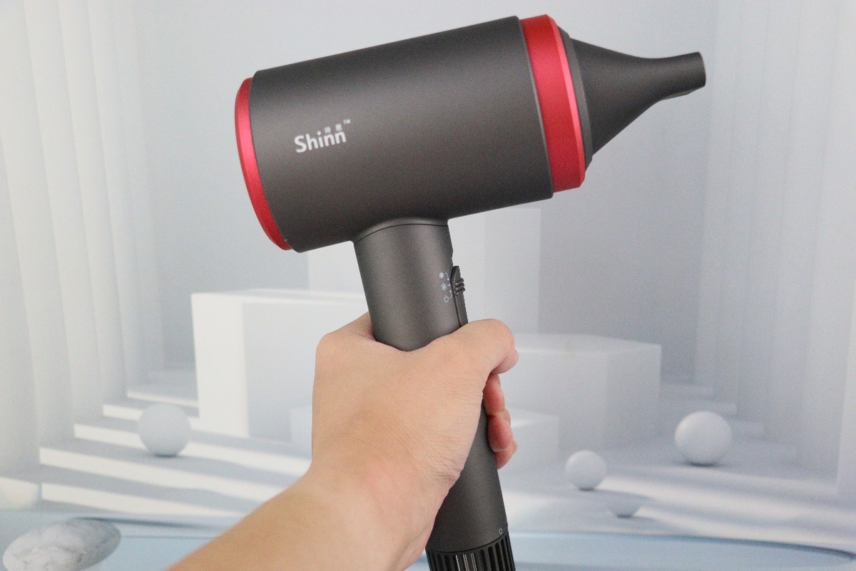 一个支持88W闪充的诗恩吹风机是要闹哪样？