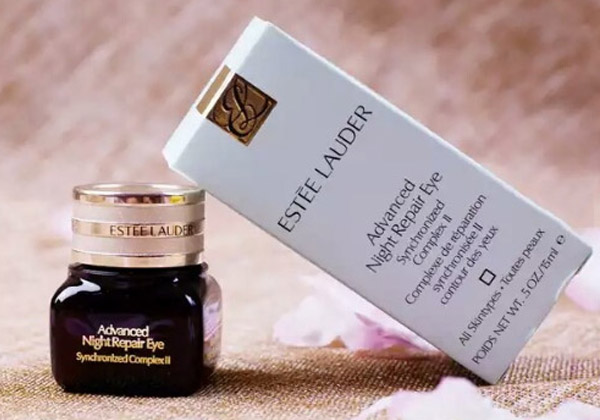 雅诗兰黛小棕瓶眼霜使用效果怎样,雅诗兰黛小棕瓶眼霜实测