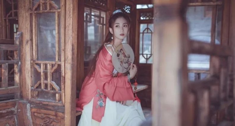 日本不但捐物资,还让我们再次认识到汉语之美