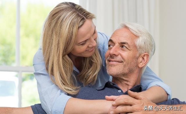 30岁白发特别多怎么改善,18岁白发调理的有效方法