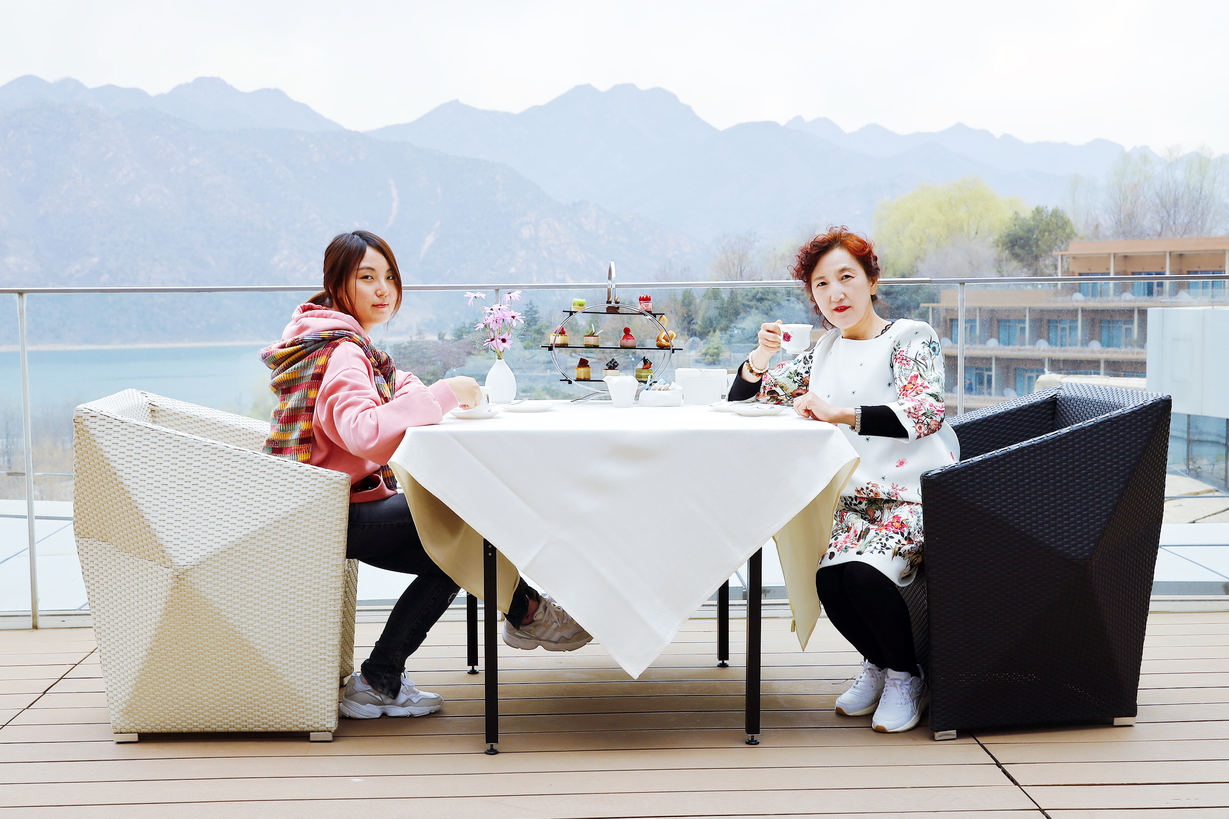 倚山傍水好地方,倚山傍水