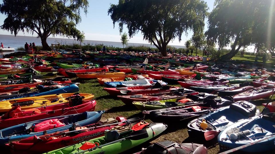 这才是最真实的国外钓鱼人,别崇洋媚外了,原来我们都被骗了