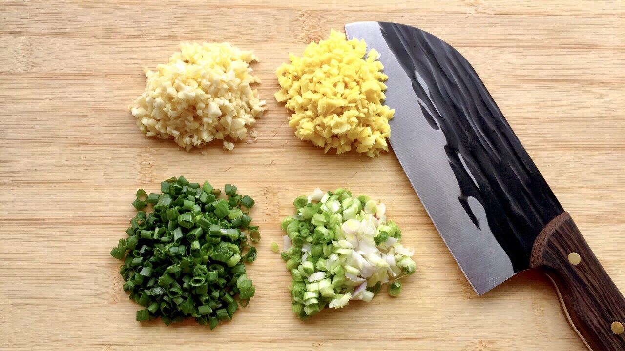 如何做出一碗好吃的燃面,一碗正宗的燃面