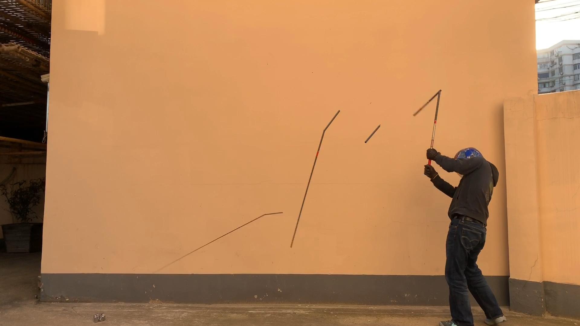 弄断了三根鱼竿,弄断了鱼竿