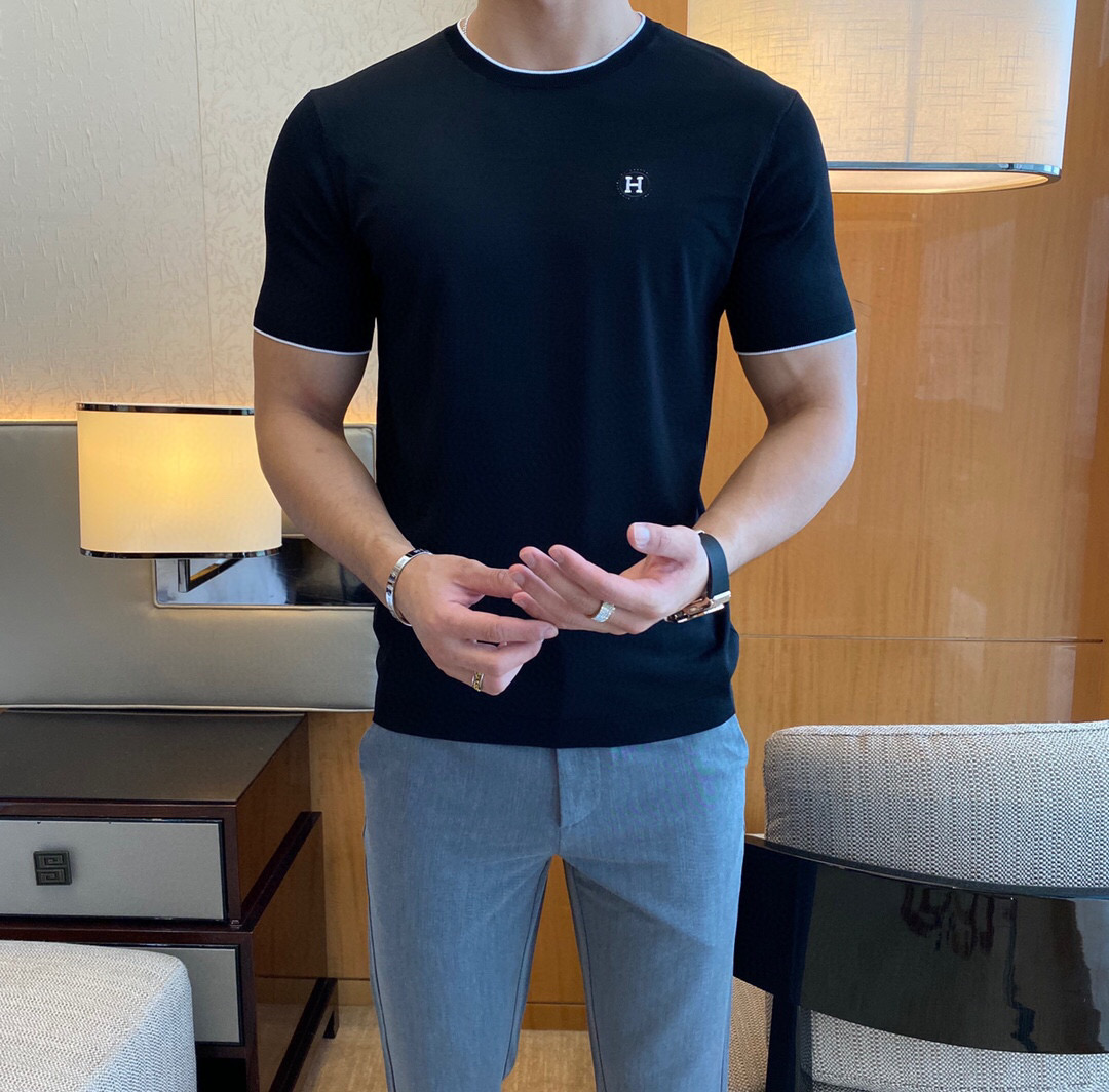 1米5小个子夏日t恤穿搭,高个青年男士穿衣搭配成熟