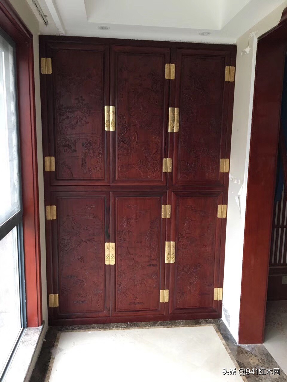 低调奢华黑红木,红酸枝巴里黄檀和微凹黄檀哪个好