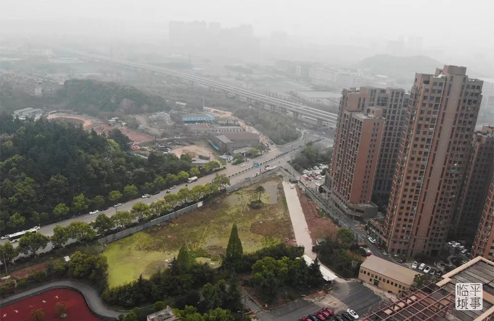 临平体育公园游泳,临平体育公园篮球场地