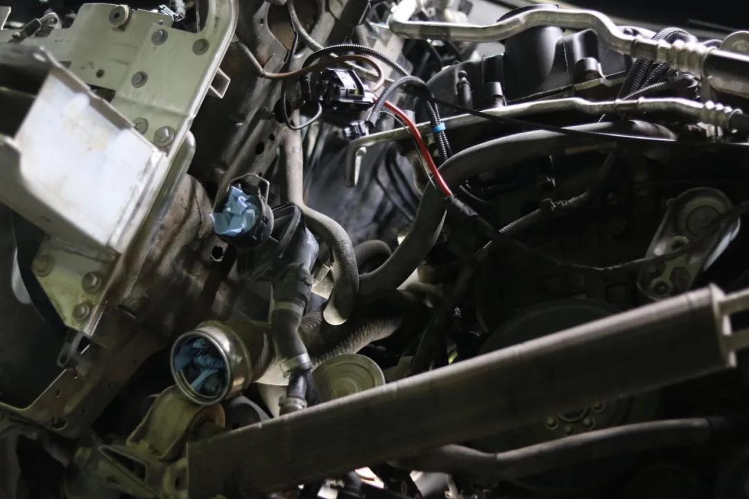 怪兽修车宝马,怪兽修车老车翻新天津