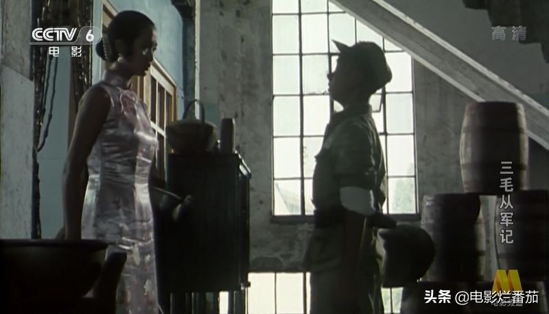 “我们都是小把戏”，这部92年神作，对成人世界的暗讽不输周星驰