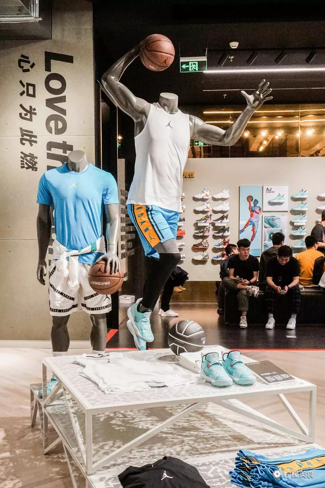 亚洲最大jordan店青岛,上海最大的jordan旗舰店