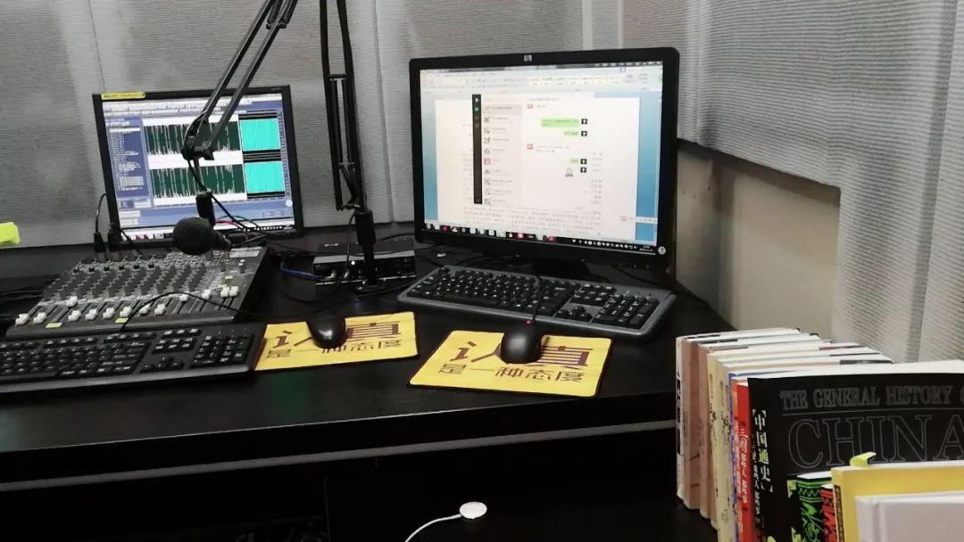 他讲的三国史*放播**量3.9亿，这个会讲故事的男人什么来头？