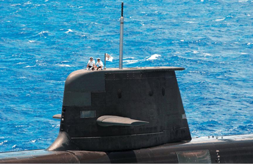 漫谈潜艇指挥塔,潜艇为什么要有指挥塔