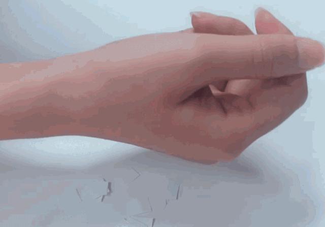 林允美白秘籍是坚抹身体乳！评测英皇室百年牌子身体乳有多好用？