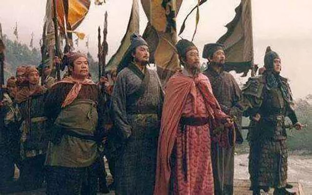 水浒传中人物绰号和特征,水浒传中的绰号有什么规律