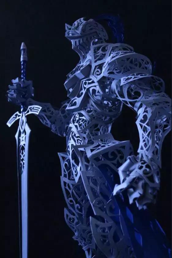 日本小哥自称“空箱职人”，靠着废纸盒办展览