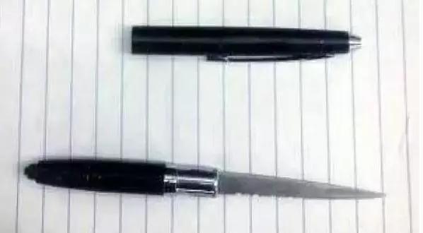 留学生海关安检被拒，CL的萝卜丁口红竟成凶器！