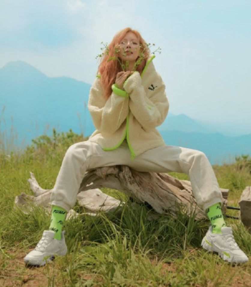 杨幂魏大勋真的是情侣吗,杨幂魏大勋情侣装现身同一小区