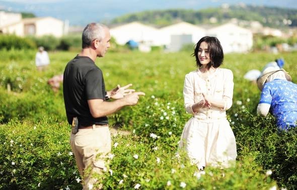 香水小百科：今夏，一起做个香香的人儿