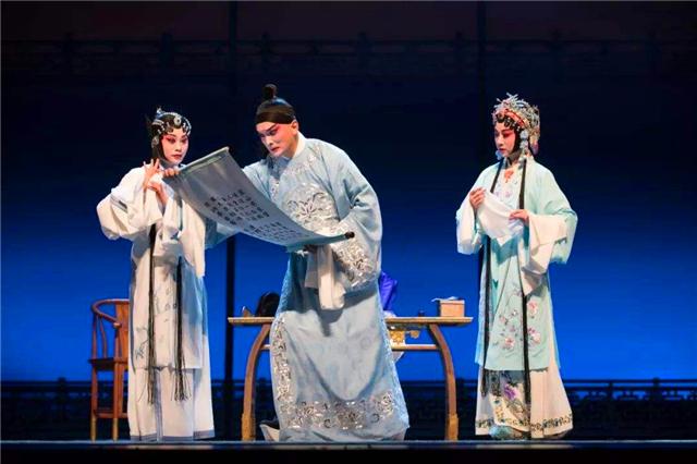 如何看待中国古典戏曲大团圆结尾,浅析中国古代戏剧大团圆结尾