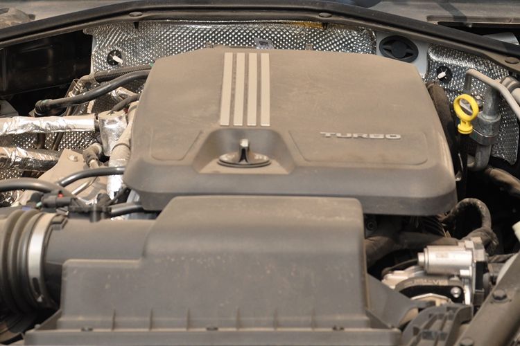 凯迪拉克ct6试驾19款视频麋鹿测试,2022款凯迪拉克ct6试驾视频