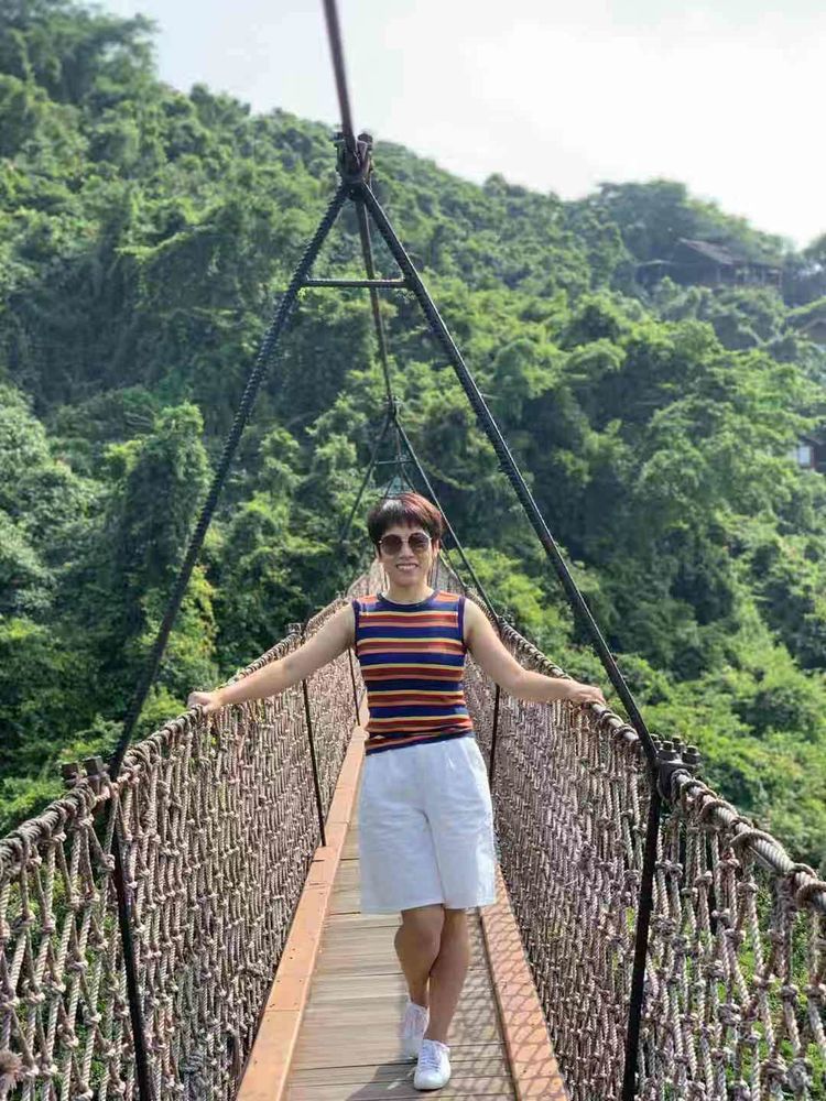 三亚冲浪旅行攻略,去三亚旅游看海