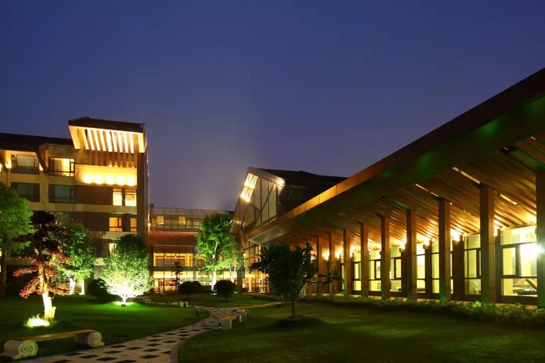 有江南水乡之韵的酒店,江南古风园林酒店