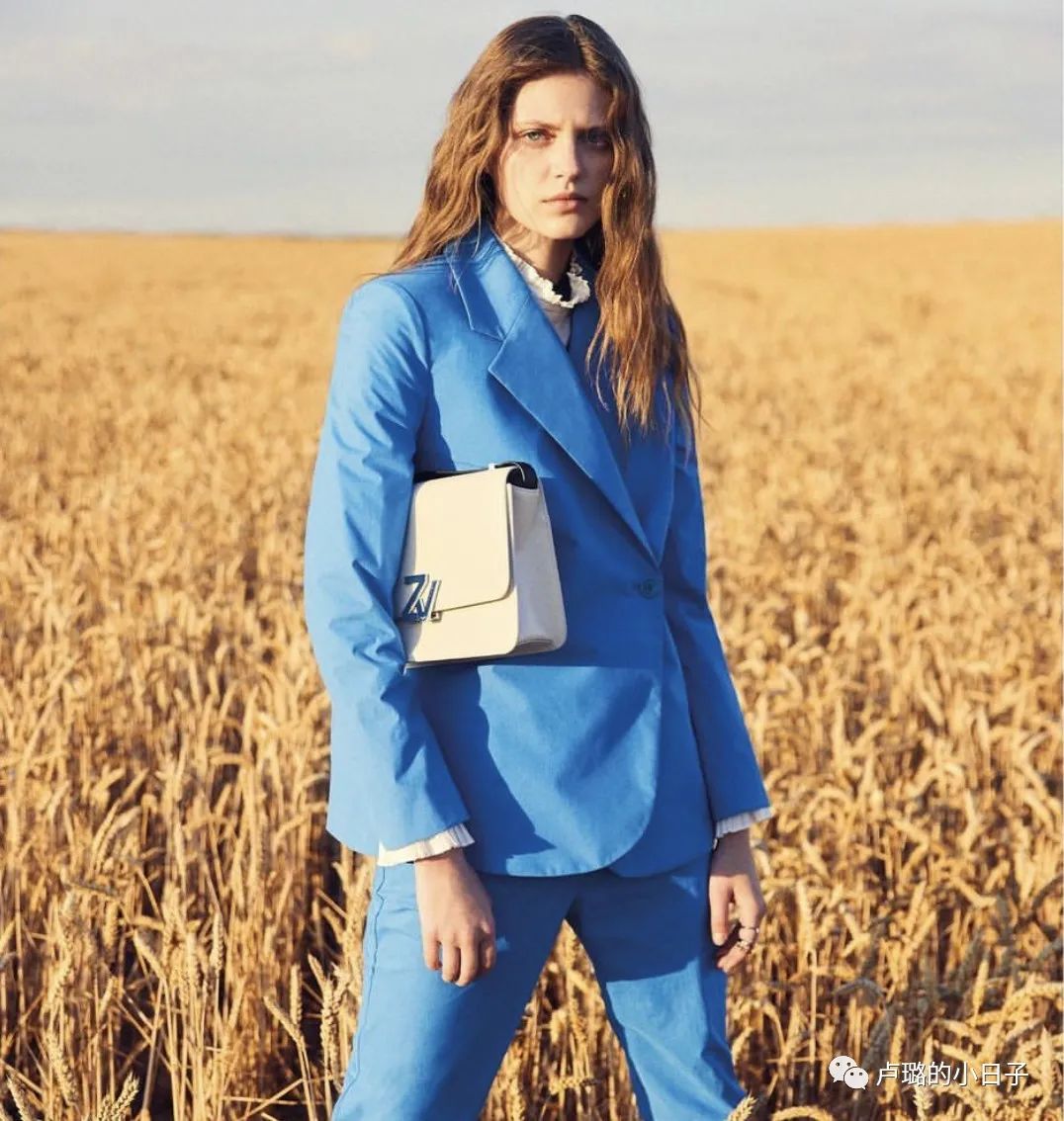 真正的法国女人,真正的巴黎女生冬天都在穿什么