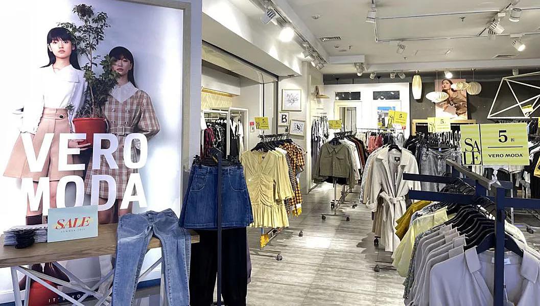 only濂宠鍜寁eromoda,only濂宠鍜寁eromoda椋庢牸鍖哄埆