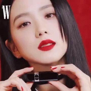 泫雅第一次遇到劲敌,泫雅新晒出的照片