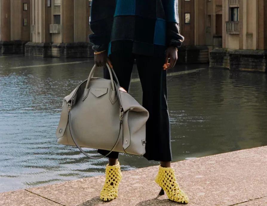 购包圣经|大牌新包井喷式上新！你最看好哪款？