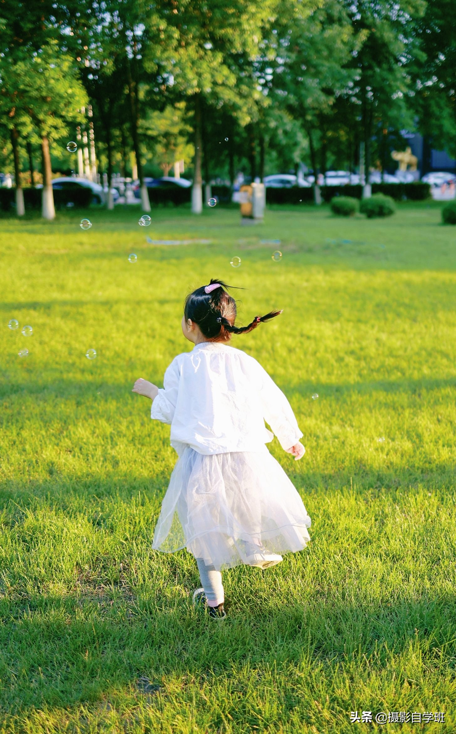 小朋友晚上拍照片怎么拍出高级感,孩子日常生活拍摄技巧和方法