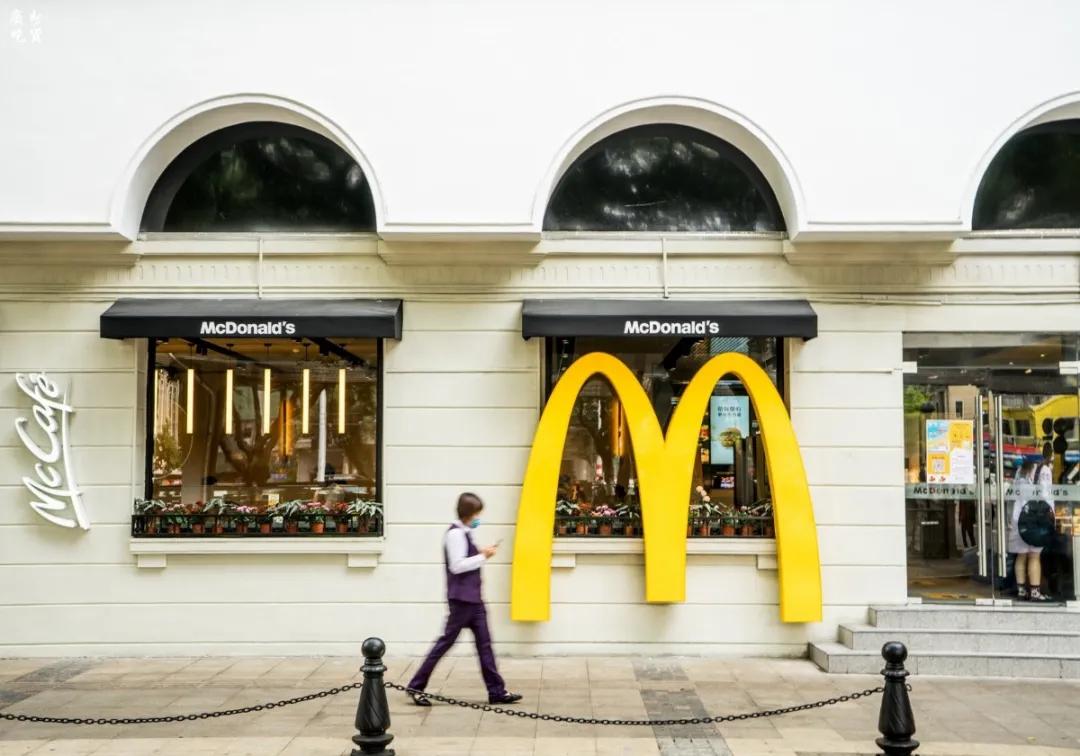 疫情下的麦当劳啥样,疫情过后麦当劳该长啥样
