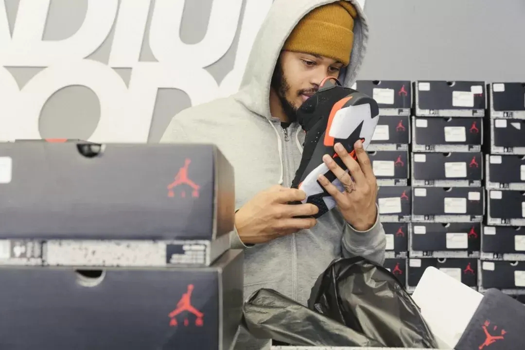 假鞋真能过鉴定吗,最高版本假鞋能过鉴定吗