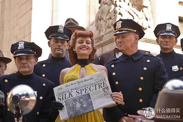 看腻了小鲜肉？《海王》凭肌肉和女神实现口碑逆袭：DC漫改指南